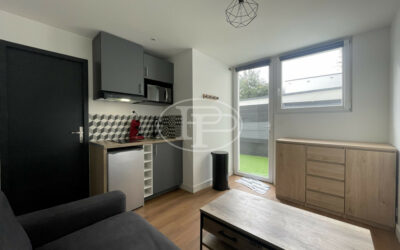 Studio meublé + Courette Privative